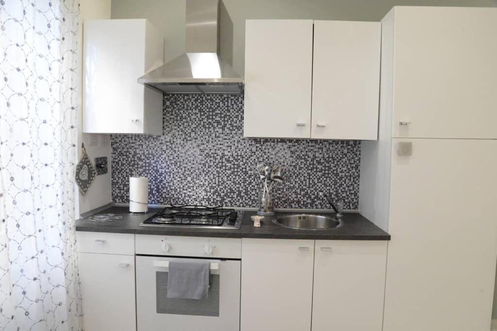 דירות רומא A Casa Di Rosa מראה חיצוני תמונה