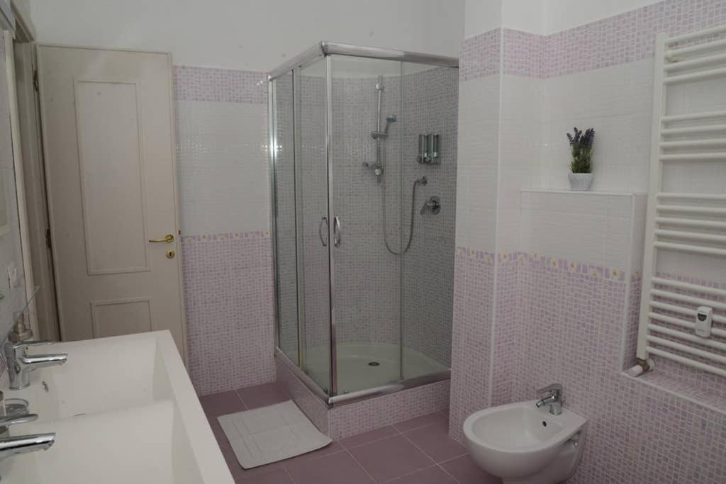 דירות רומא A Casa Di Rosa מראה חיצוני תמונה